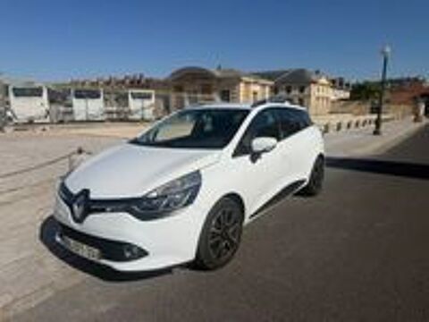 Clio IV Estate Clio Estate IV TCe 120 Intens EDC 2014 occasion 75017 Paris