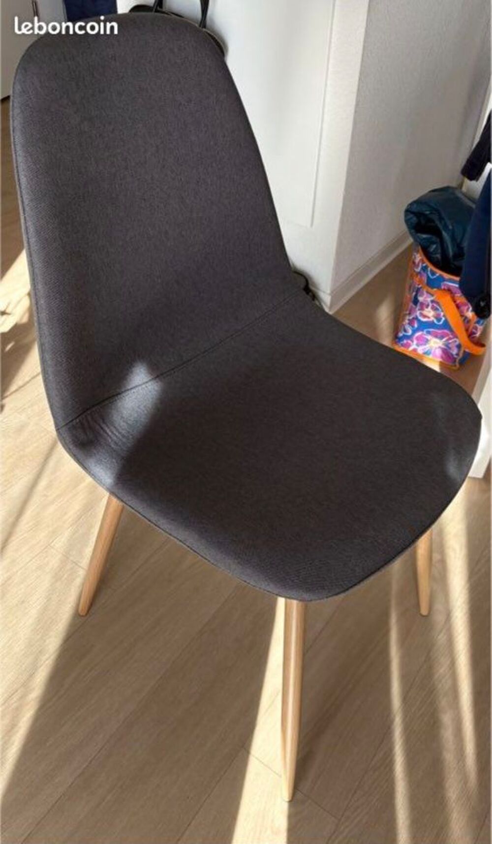 Chaises + table Meubles