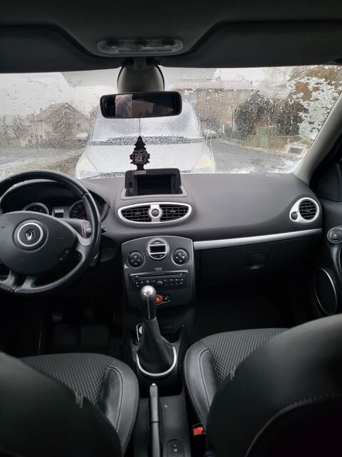 Renault clio iii estate Clio Estate III dCi 85 eco2 Dynamique To