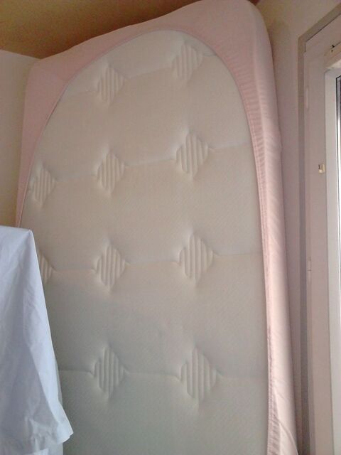 matelas confort 90/190 Saint-Gilles-Croix-de-Vie (85)