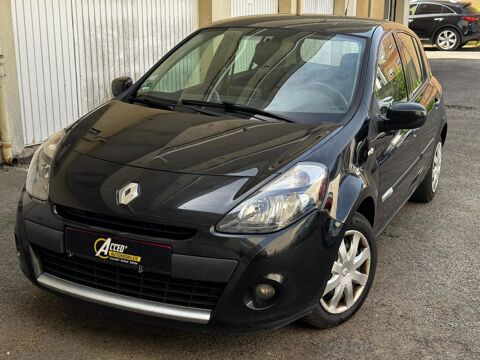 Renault clio iii 1.2 16V 75 TomTom Live