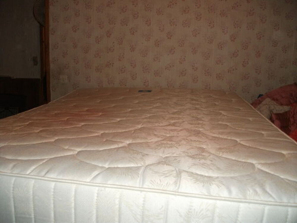 sommier matelas bureau Meubles
