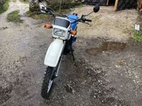 YAMAHA 1990 occasion 63810 Cros