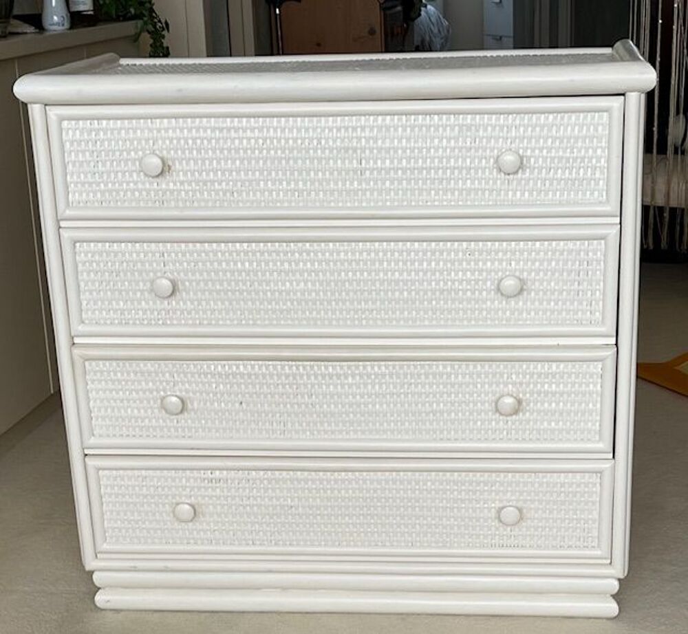 COMMODE ROTIN BLANC CASSE Meubles