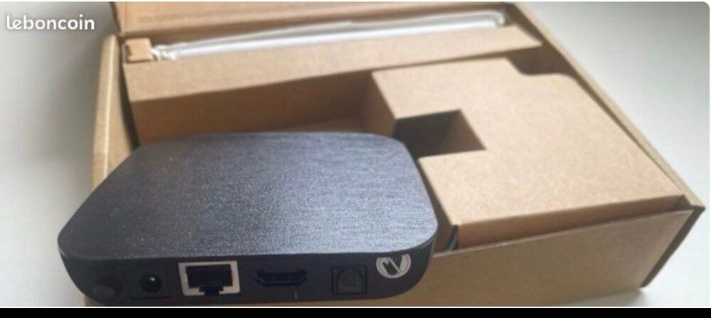 D&eacute;codeur TV SFR Connect V3 Neuf Photos/Video/TV