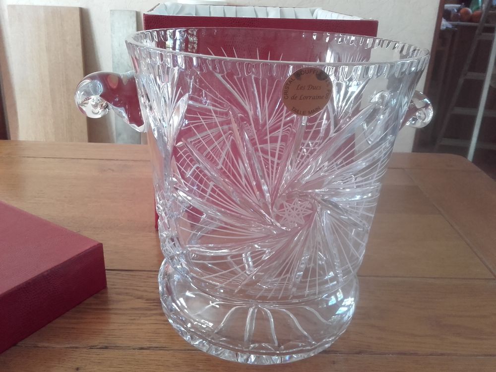 Seau &agrave; champagne en cristal Décoration