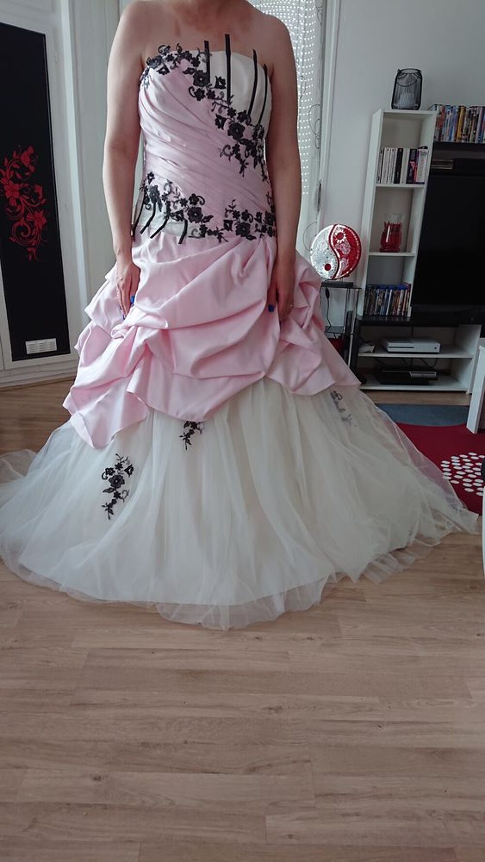 Robe de mari&eacute;e Vêtements