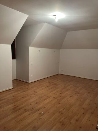  Appartement � louer 4 pi�ces 86 m�