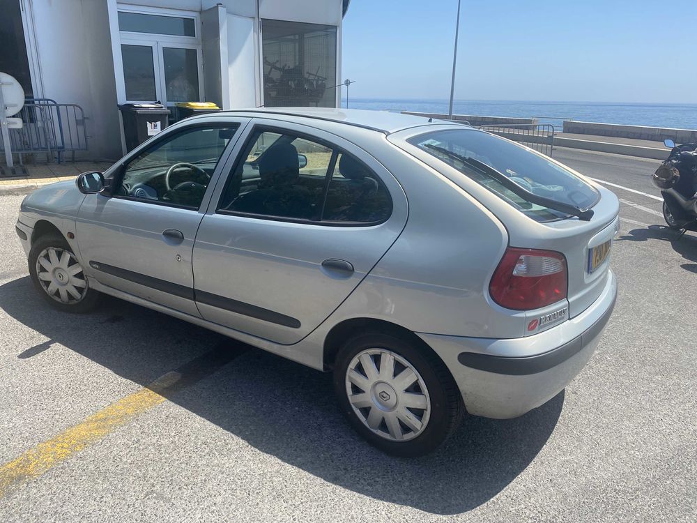 M&eacute;gane 1.9 DTI - 80 Air 2002 occasion 94500 Champigny-sur-Marne