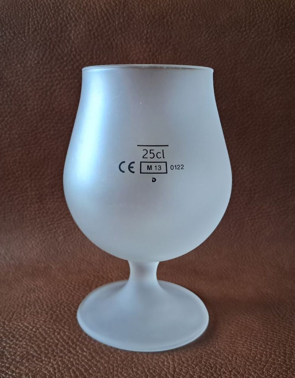 verre &agrave; bi&egrave;re opacifi&eacute; 
la cuv&eacute;e des trolls 
25 cl
