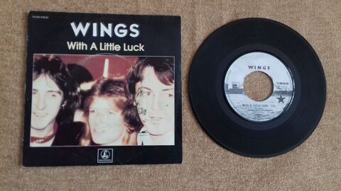 WINGS & PAUL Mc CARTNEY 2 vinyles 45T Éragny (95)