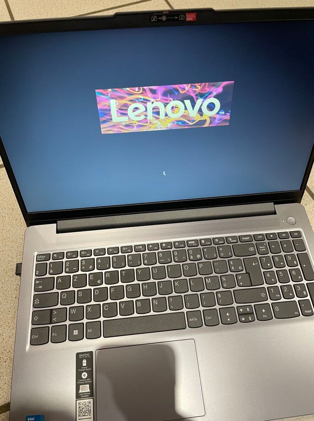 Ordinateur portable leonovo Matériel informatique