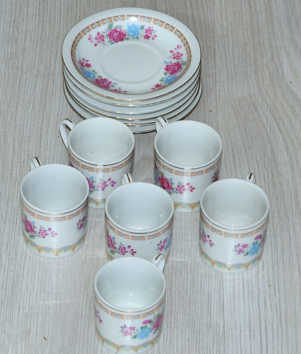 Service &agrave; caf&eacute; Décoration