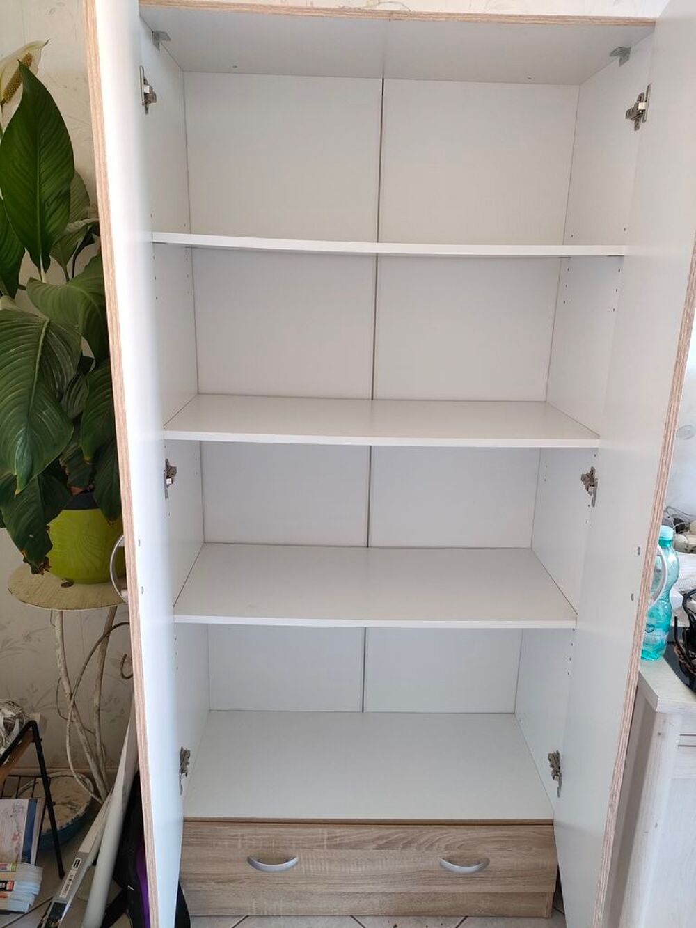 Armoire en bois Meubles