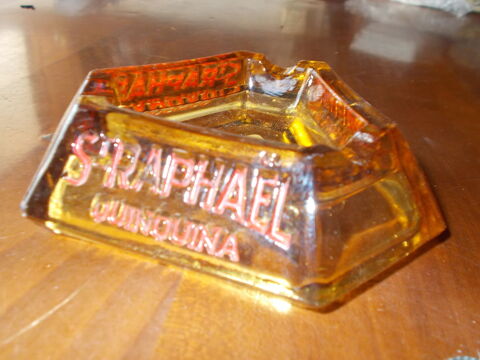 cendrier en verre orange 10 Chissey-en-Morvan (71)