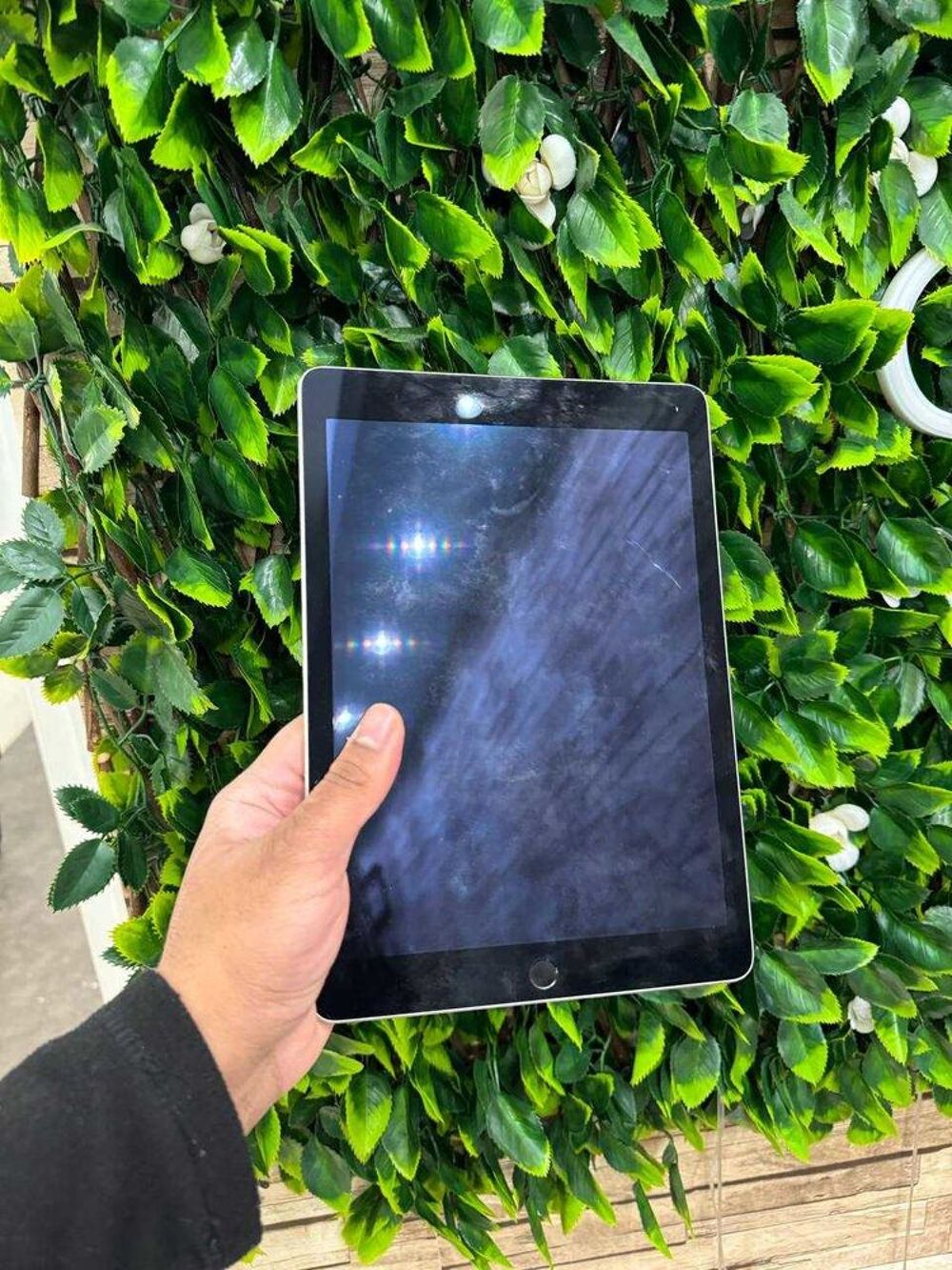 iPad air 2 avec chargeur Téléphones et tablettes