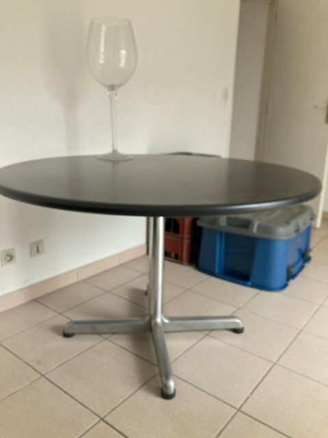 Table ronde noire  120cm pied métal 60 Montblanc (34)