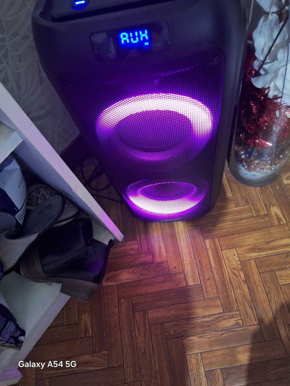 vent baffe neuf avec des lumi&egrave;res et t&eacute;l&eacute;commande Audio et hifi