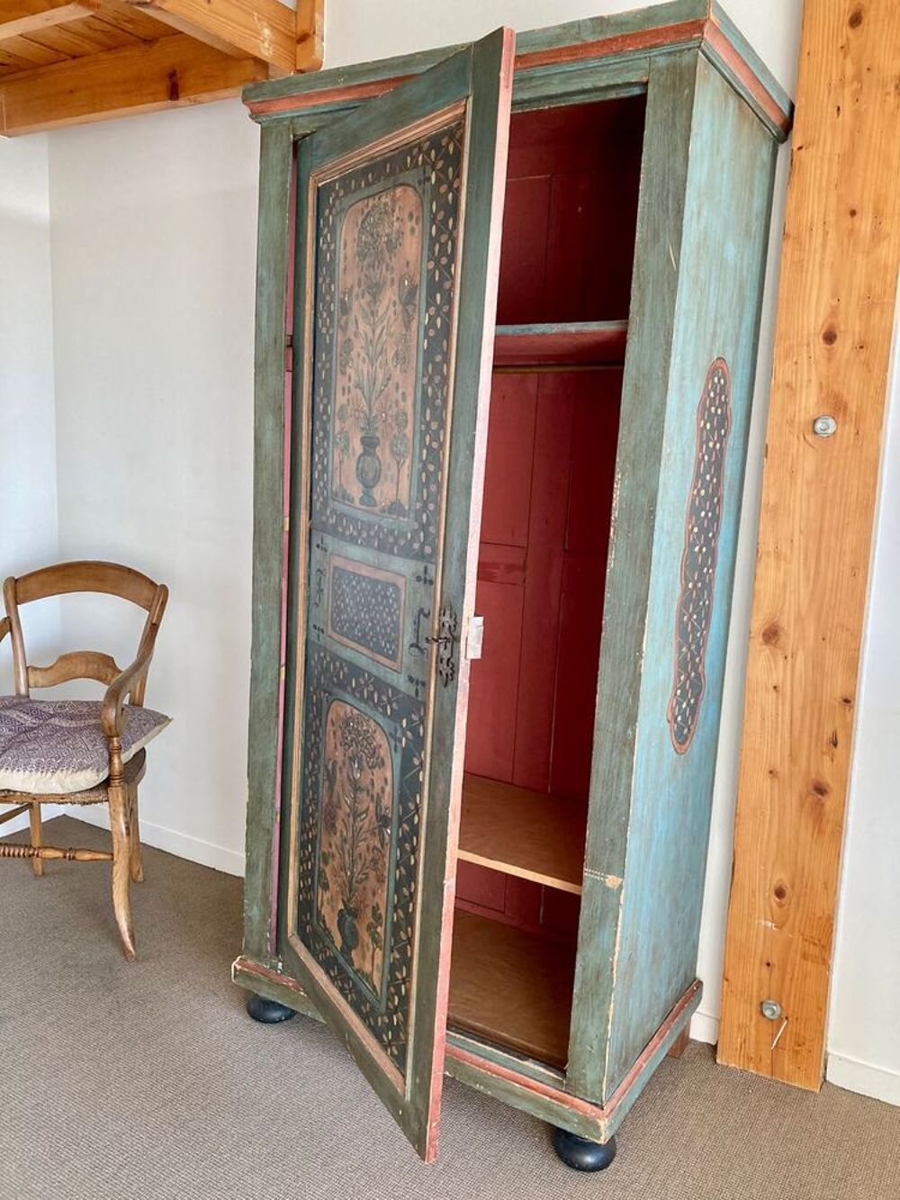 Armoire rustique peinte Meubles