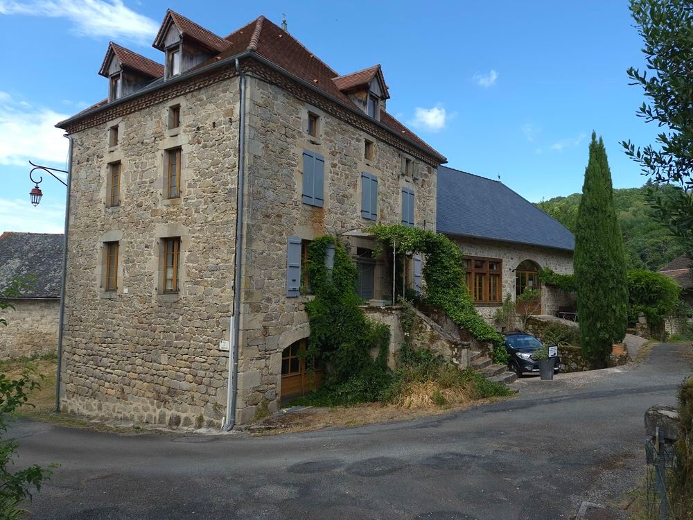 Vente Maison Maison bourgeoise avec atelier et dependance Teyssieu