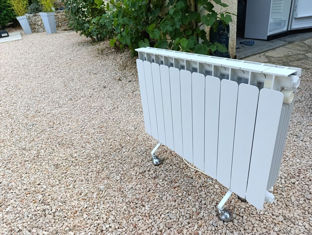 Radiateur &eacute;lectrique ECOTHERM &agrave; inertie fluide ? 1800W mobil Electroménager