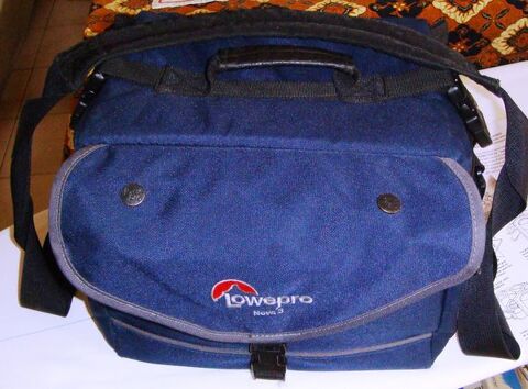 sac LOWEPRO NOVA 3 20 Libourne (33)