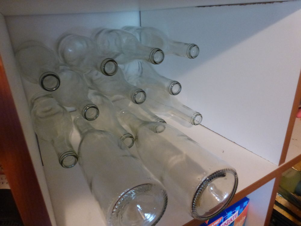 BOUTEILLE transparente vide Electroménager