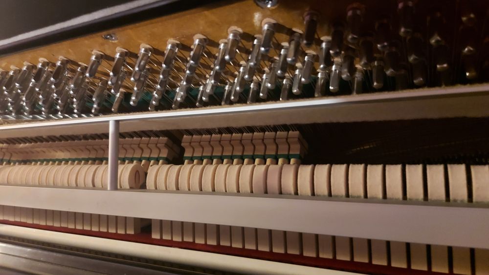 Piano droit d &eacute;tude avanc&eacute;e WEIMAR noir/brillant Instruments de musique