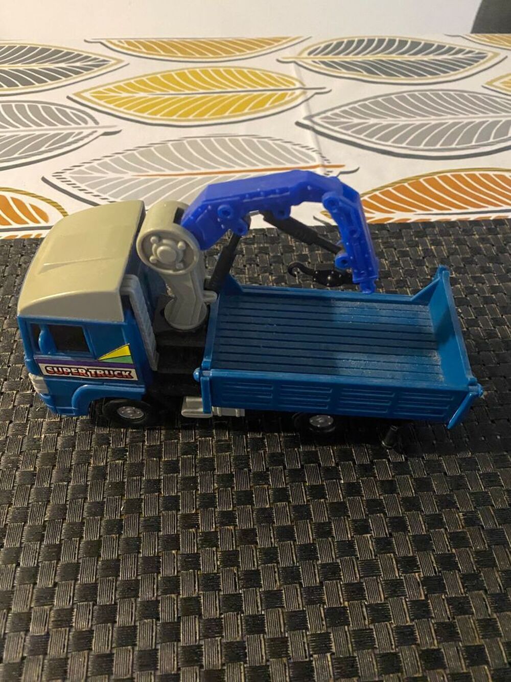 lot de 4 camions vintage enfants Jeux / jouets