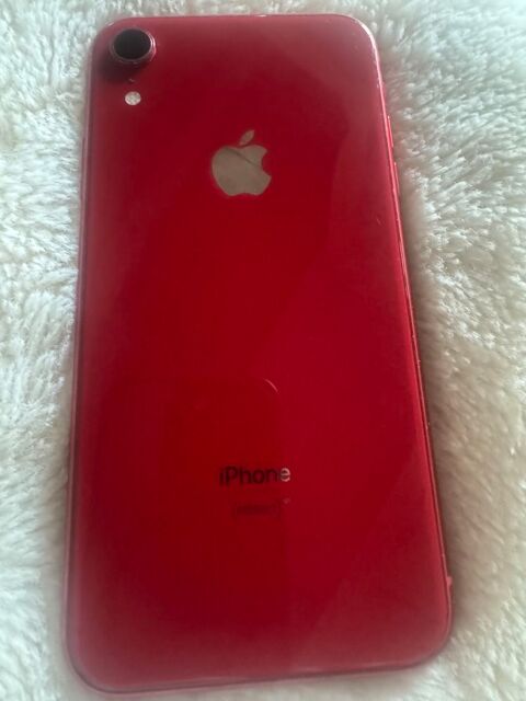 iPhone XR rouge 80 Ceyz�rieu (01)