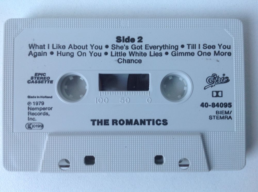 THE ROMANTICS K7 AUDIO Envoi Possible
CD et vinyles