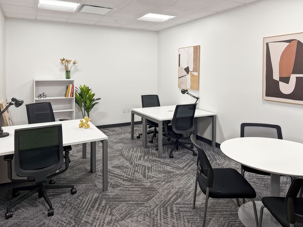   Bureau privé pour 3 personnes – Open Office Villeneuve d'Ascq, 145 Valmy Villeneuve d'Ascq Villeneuve-d'ascq