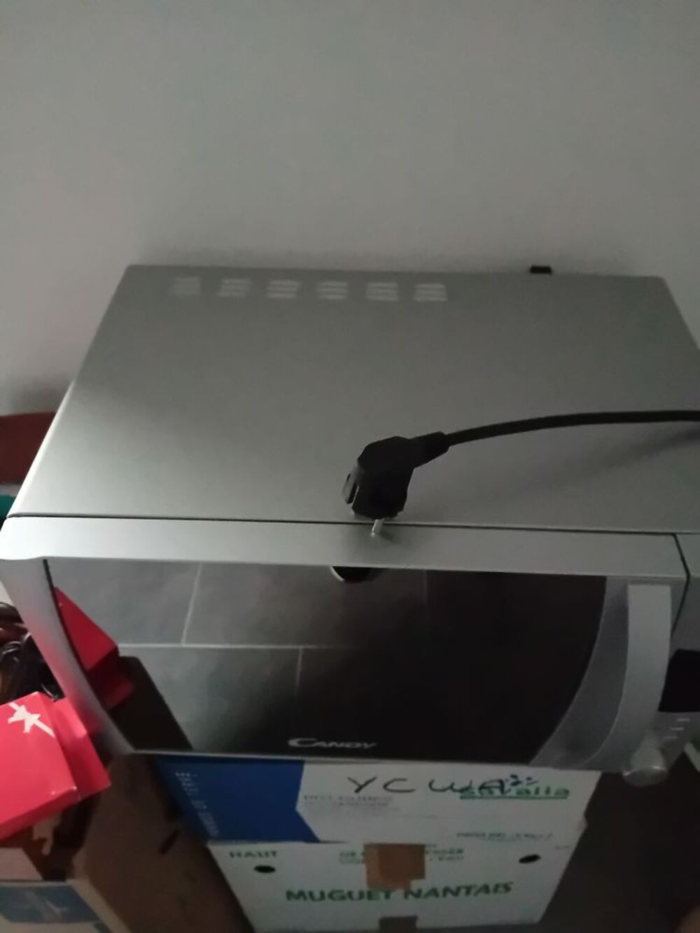 Four micro ondes Electroménager