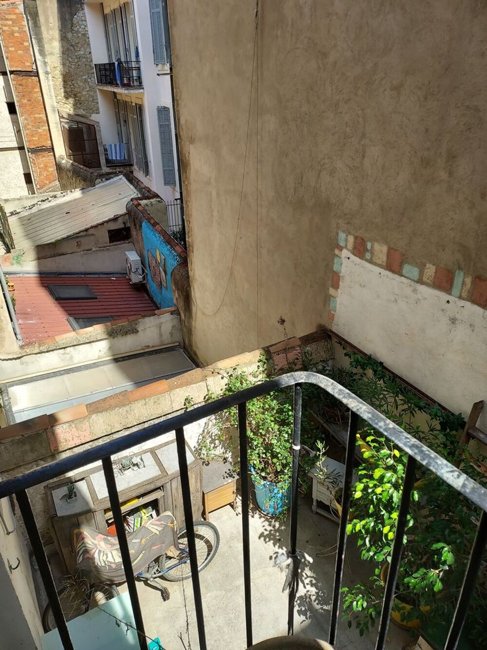 Location Appartement studio 29 m2 plus mezzanine hyper centre Marseille Marseille 1
