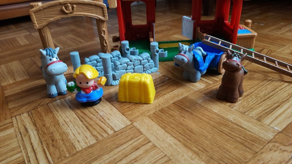 Ferme / Ecurie sonore Little People Fisher Price avec ses ac Jeux / jouets