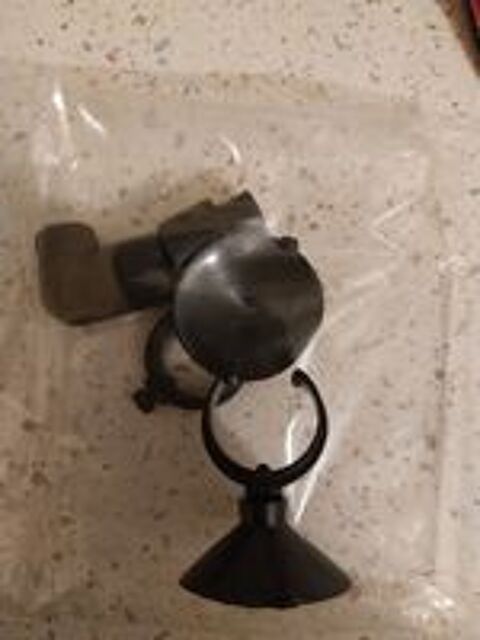   LOT DE 2  VENTOUSES  POUR CHAUFFAGE D'AQUARIUM
