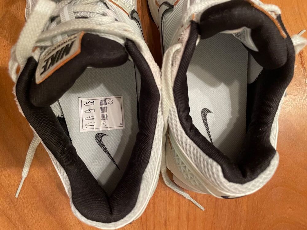 Nike Zoom Vomero 5 light Silver neuf Chaussures