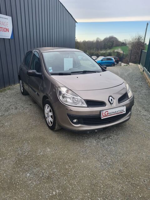 Renault Clio III 2008 occasion Mouchamps 85640
