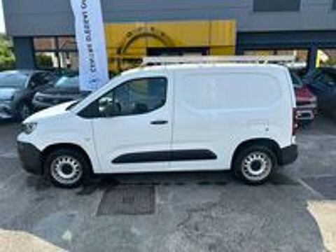 Partner PARTNER FOURGON STANDARD 1000 KG BLUEHDI 100 BVM5 PRO 2019 occasion 39100 Dole