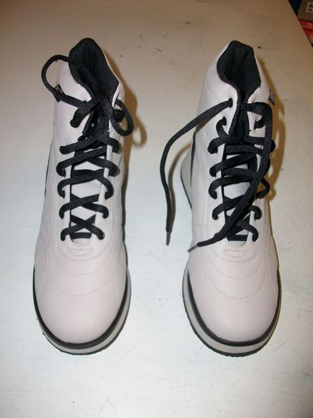 Basket hautes Beige/Gris Clair pointure 38-neuves- 8 € Chaussures