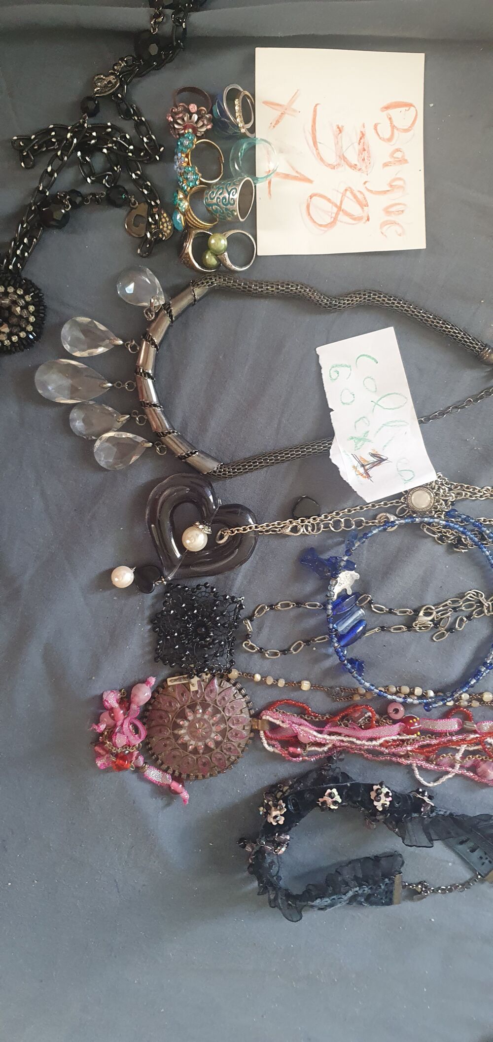 Je suis Audrey je mes bijoux collier bracelet bague Bijoux et montres