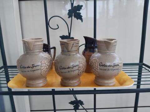 Lot Pichets  C�tes du Jura  50 cl ... 15 Le Vernois (39)