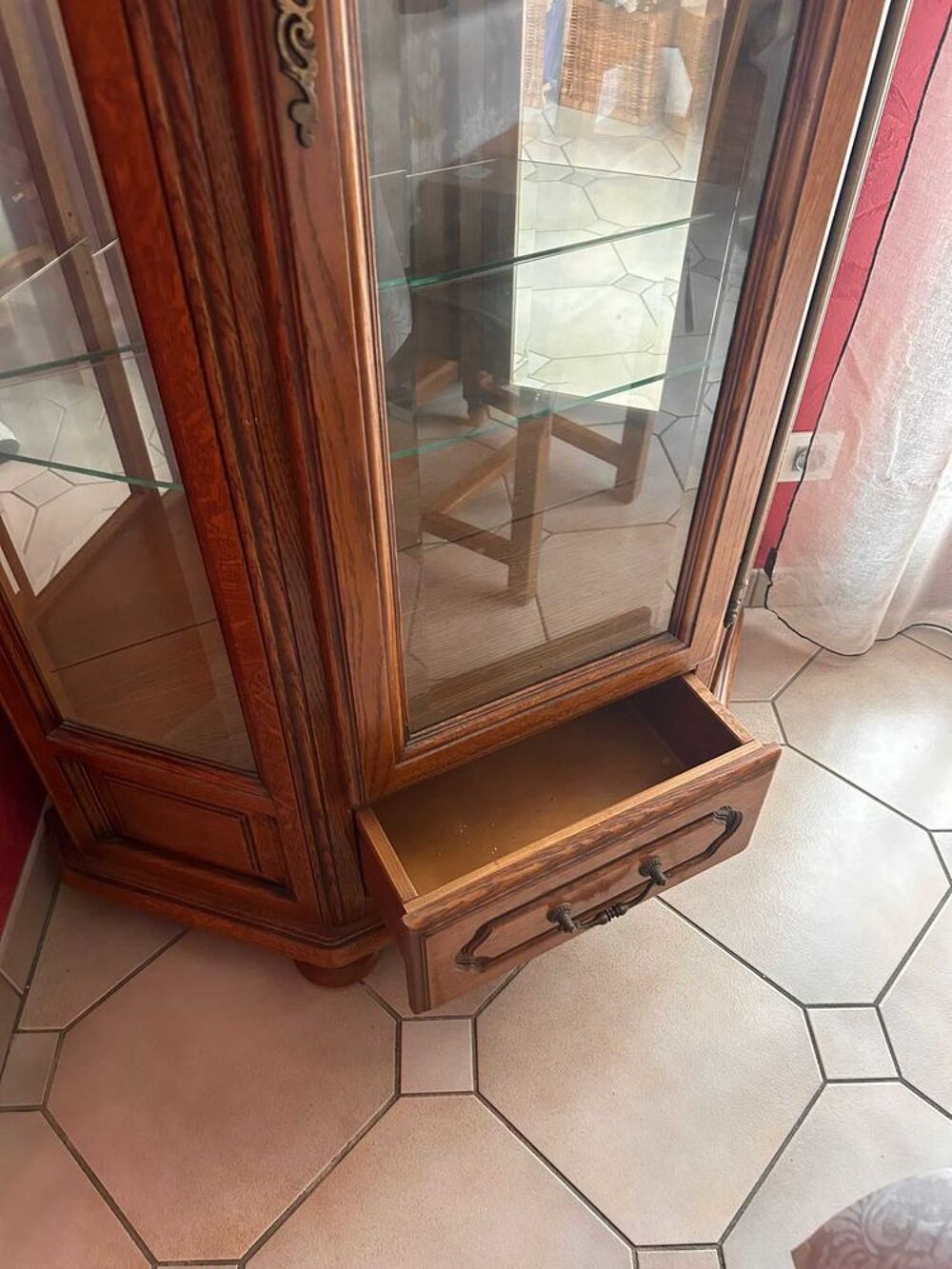 vitrine d'angle Meubles