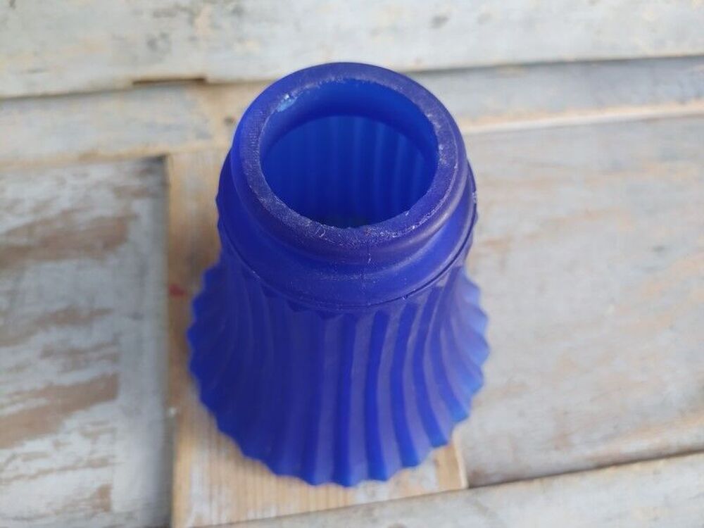 Ancienne Tulipe de Lampe Verre Bleue Cobalt Drap&eacute; Pliss&eacute; 
