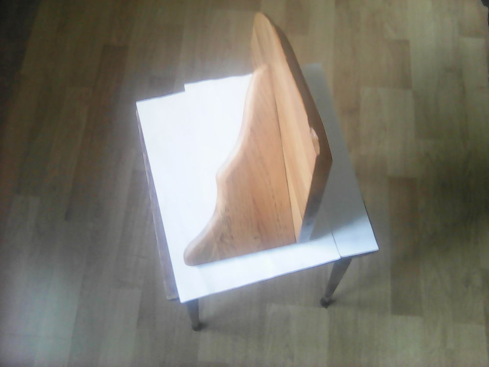 tablette d angle ch&ecirc;ne massif chant moulur&eacute; . Bricolage