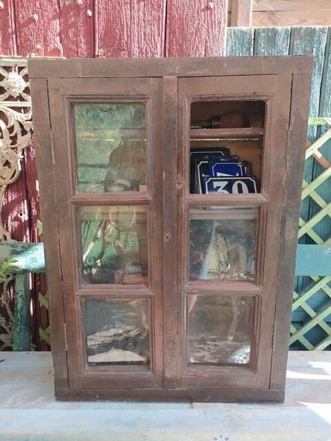 Ancienne Armoire Bois Portes Vitrine 
150 Loches (37)