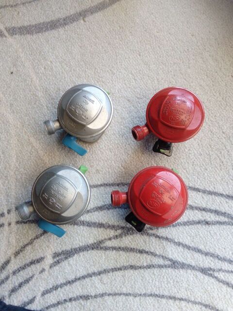 Dtendeur clip gaz 20mm et 27mm butane 7 Monnetier-Mornex (74)