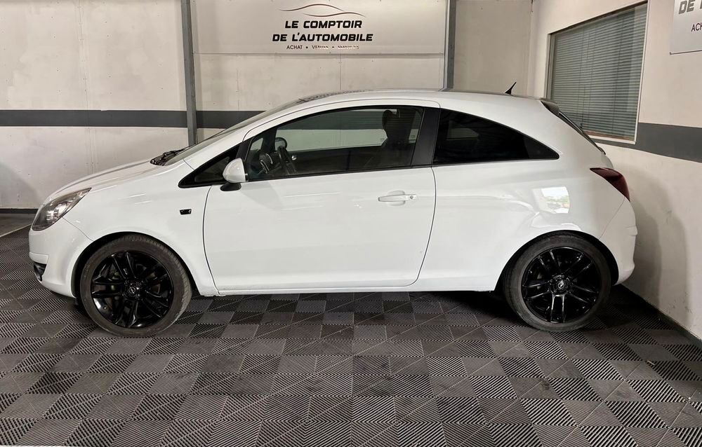 Corsa 1.4 - 100 ch Twinport Color Edition 2010 occasion 95330 Domont