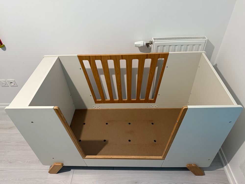 Berceau b&eacute;b&eacute; &eacute;volutif + matelas &amp; draps ? 0-4 ans Mobilier enfants