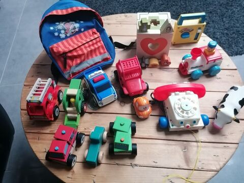 Lot de 13 jouets et 1 sac à dos 20 Ingwiller (67)
